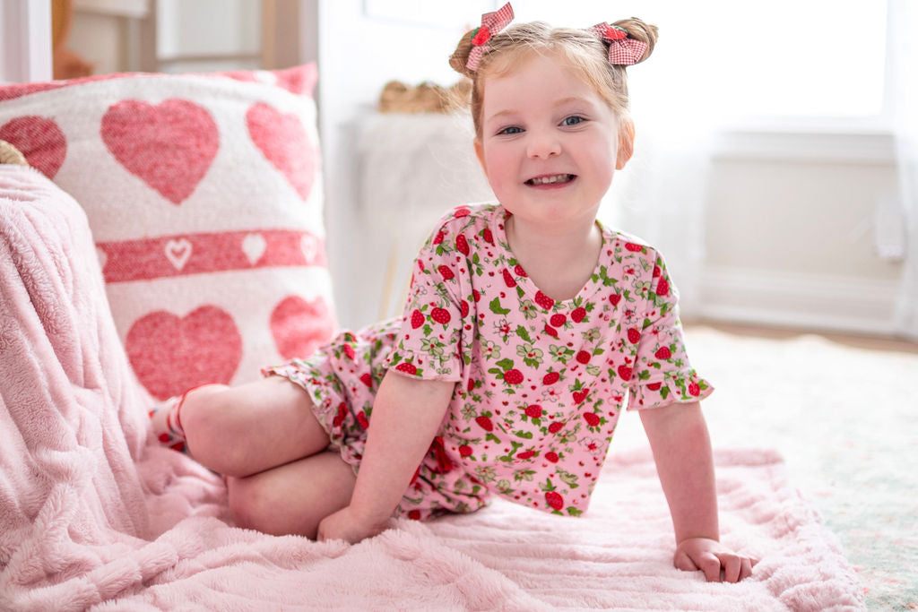 Strawberry Shortcake Lounge Set - Love Millie LLC
